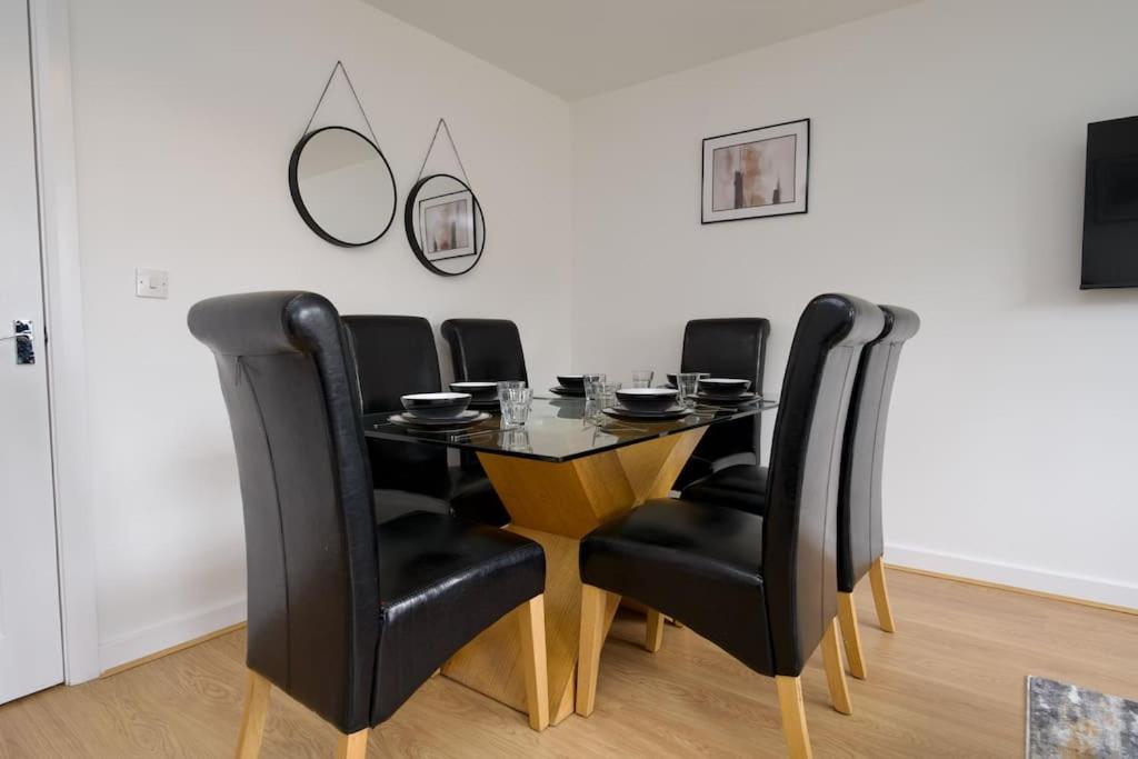 Highley'S Nest - Fully Furnished Gem, Free Private Parking, Sky Tv & Netflix Βίλα Κόβεντρι Εξωτερικό φωτογραφία