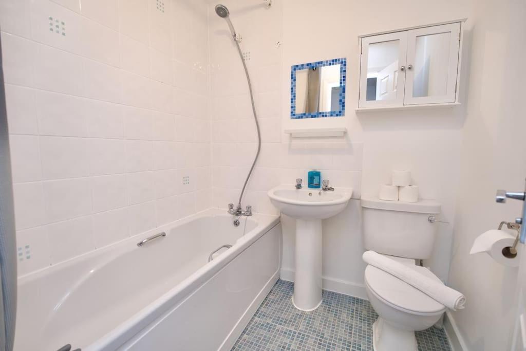 Highley'S Nest - Fully Furnished Gem, Free Private Parking, Sky Tv & Netflix Βίλα Κόβεντρι Εξωτερικό φωτογραφία
