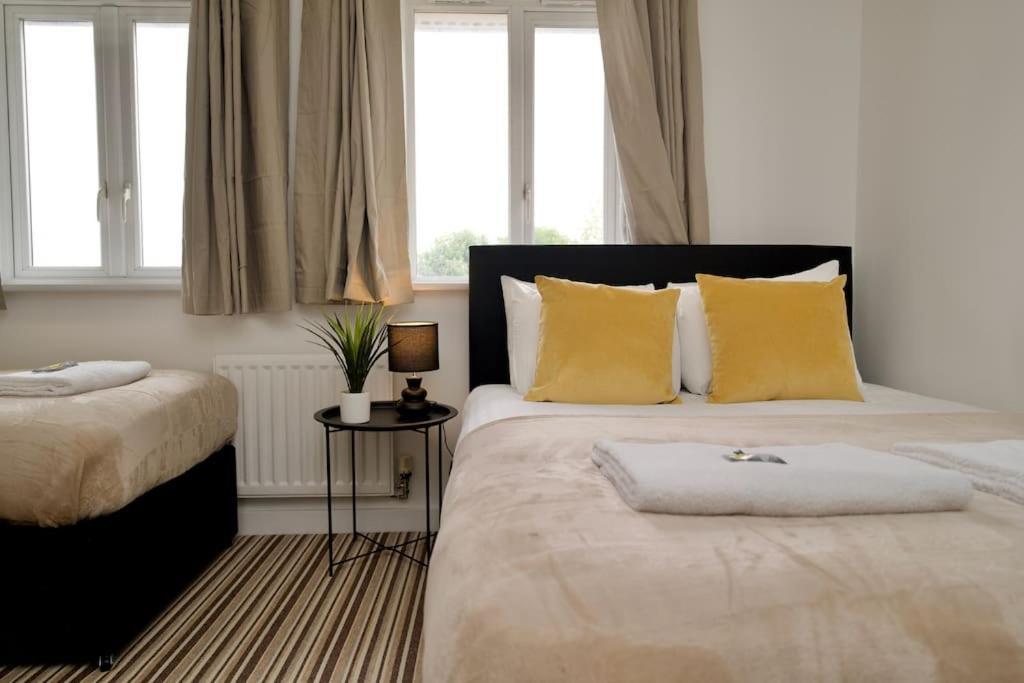 Highley'S Nest - Fully Furnished Gem, Free Private Parking, Sky Tv & Netflix Βίλα Κόβεντρι Εξωτερικό φωτογραφία
